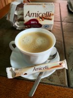 Amicelli zum Kaffee.JPG